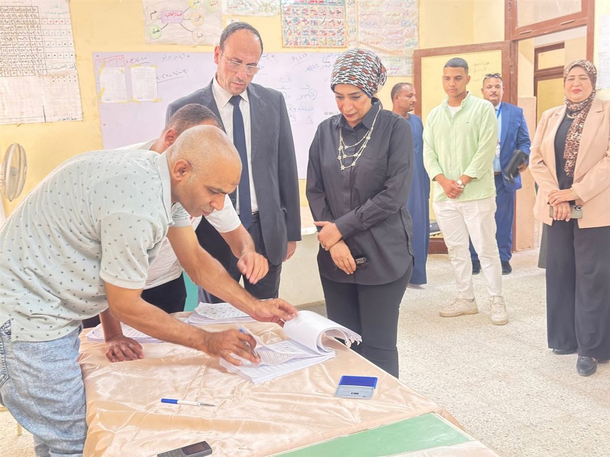 صابرين عبد الجليل رئيس جامعة الأقصر