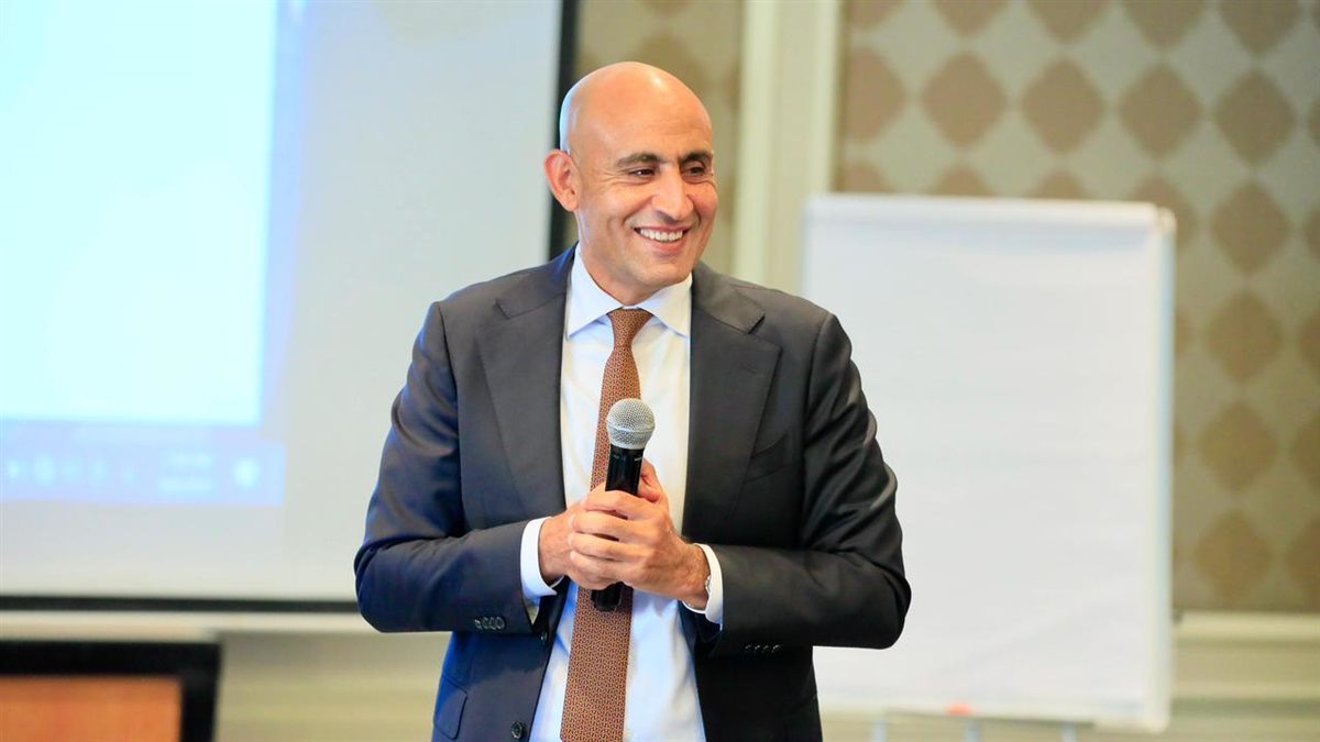 محمد عبد اللطيف وزير التربية والتعليم 