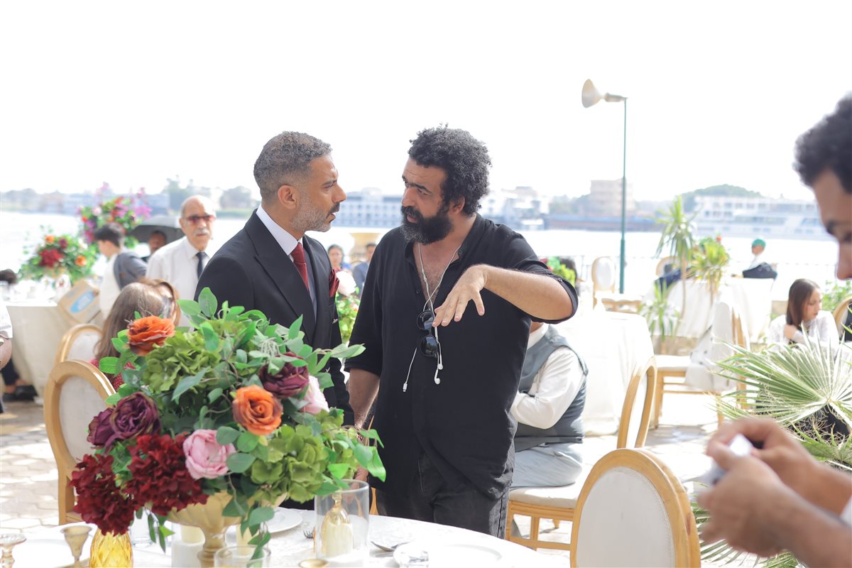 الصور الأولى من كواليس ورد وشوكولاتة بطولة زينة