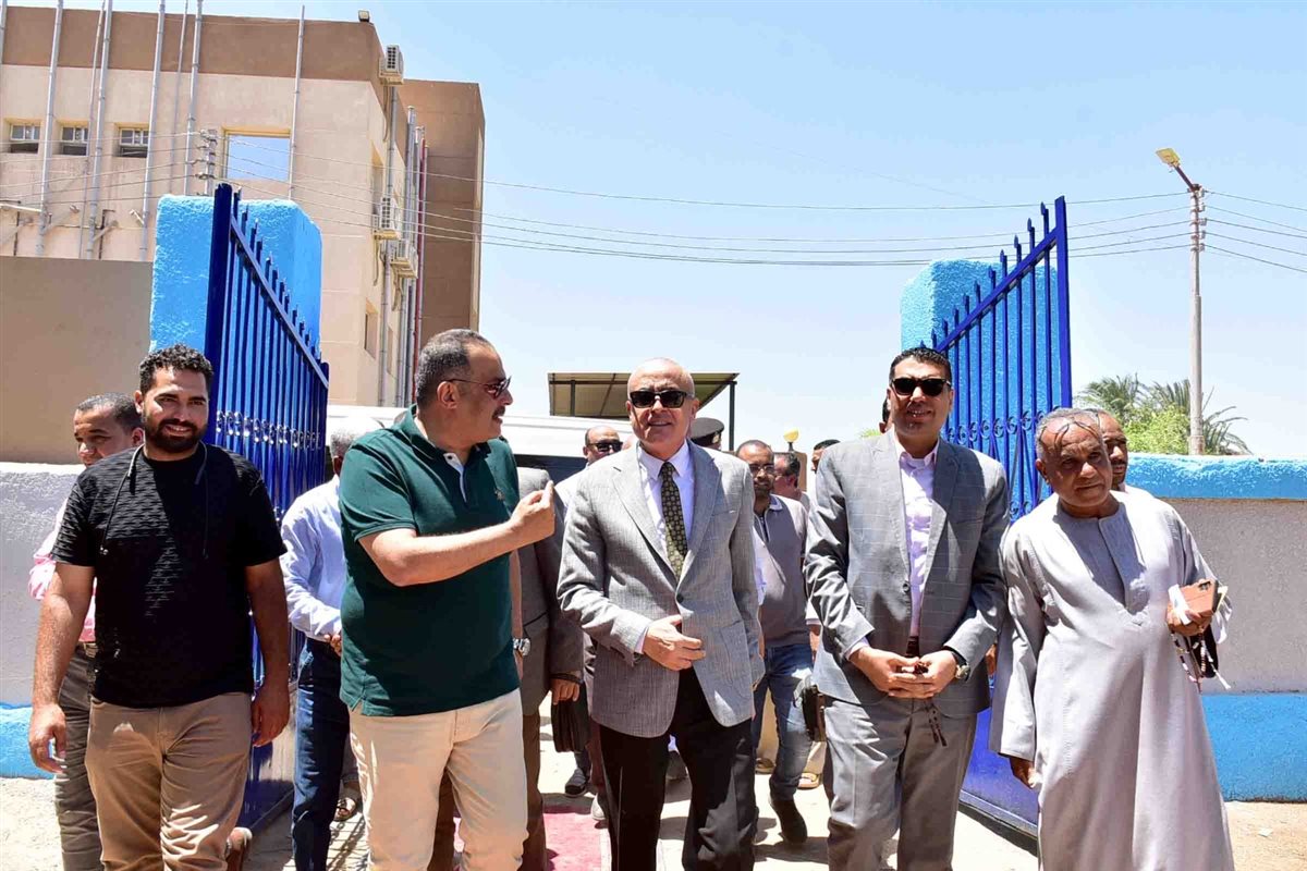 جولة محافظ الأقصر في الاقالتة&nbsp;