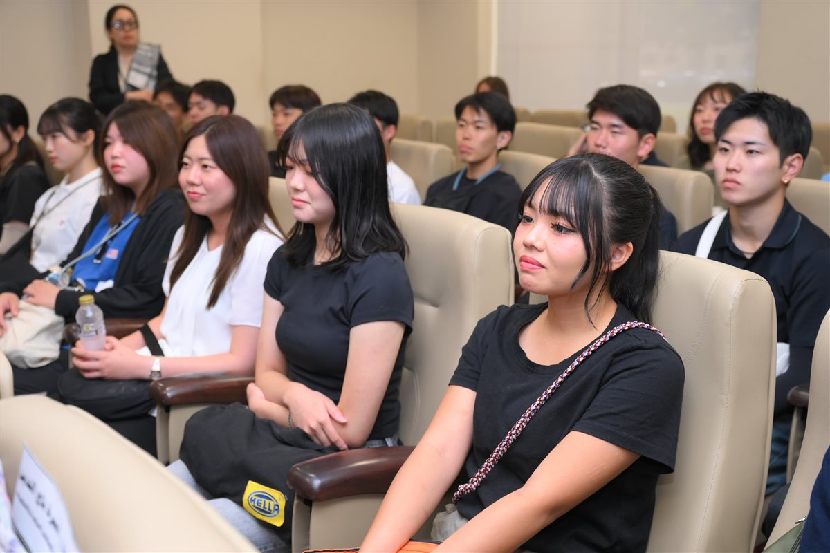 جانب من الطلاب