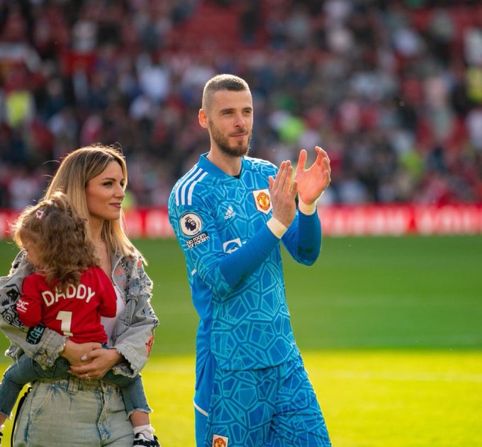 <strong>دي خيا</strong>