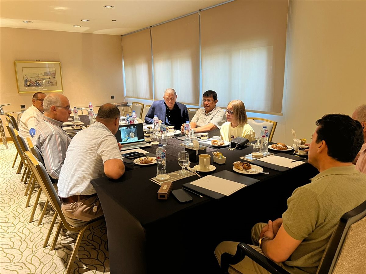 اجتماع وزير الرياضة مع مسئولي مونديال الناشئين لكرة اليد (1)