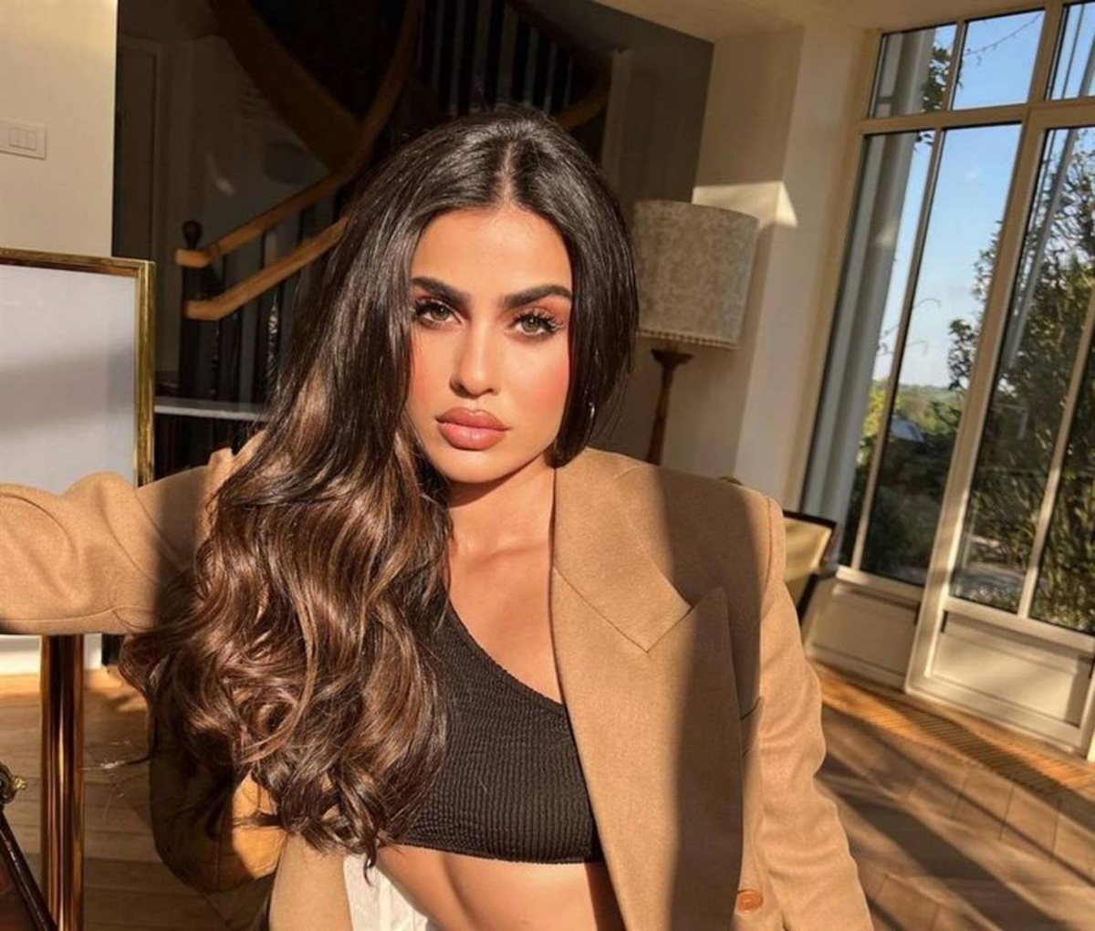 يمنى خوري&nbsp;