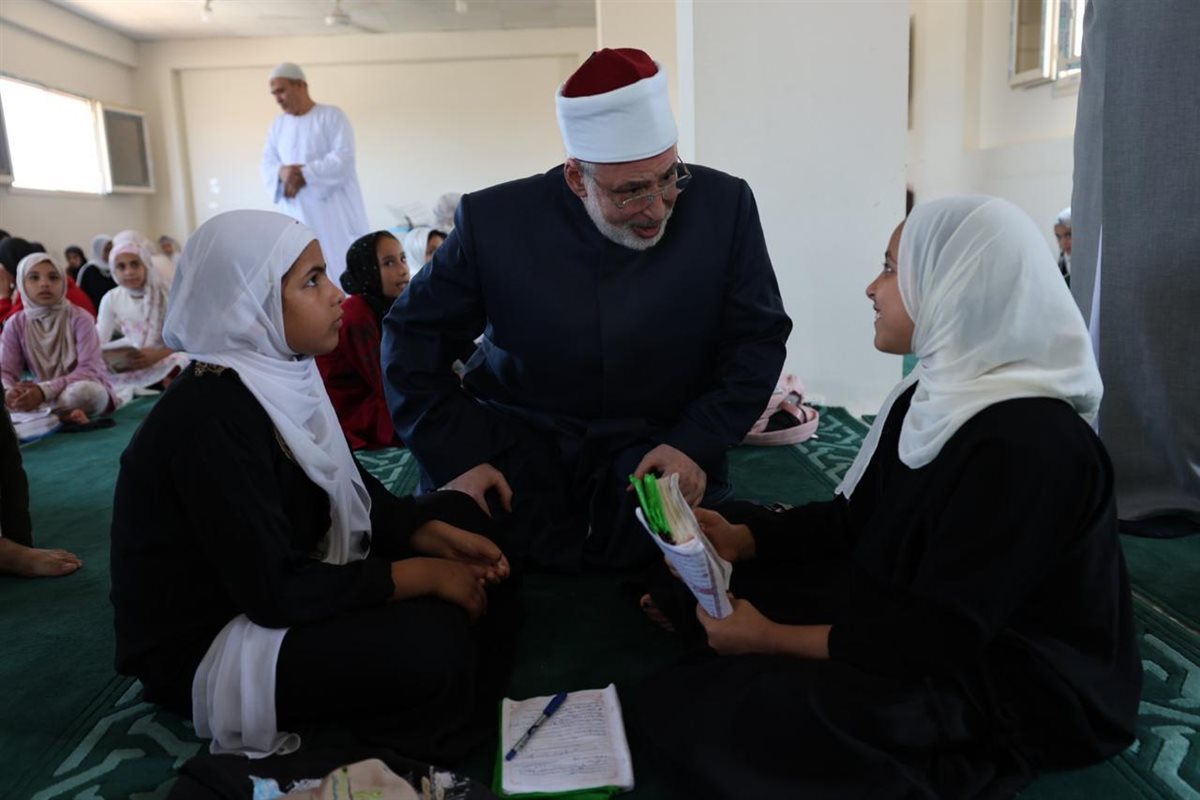  وكيل الأزهر يتفقد مجمع أهل القرآن ومكاتب التحفيظ بالبحيرة