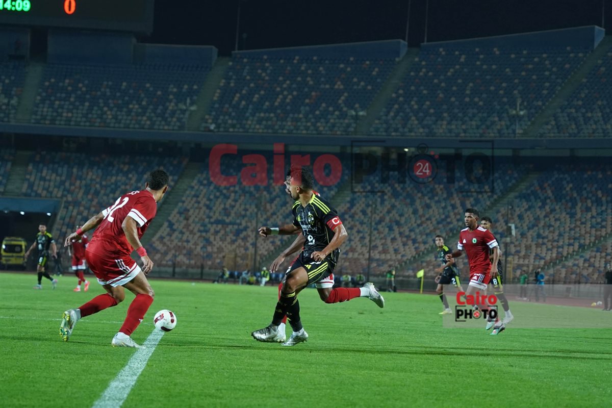 <strong>مباراة الأهلي ومودرن سبورت في الدوري الممتاز</strong>