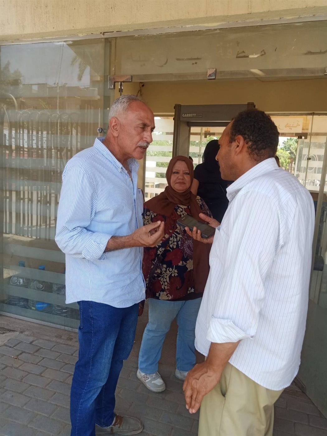 رئيس الإدارة المركزية لآثار القاهرة والجيزة يتفقد منطقة آثار ميت رهينة 