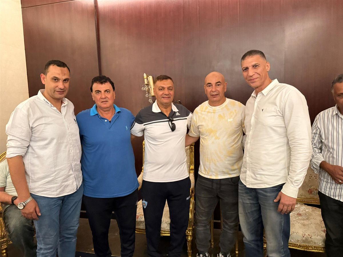 <strong>على خلفية حضوره مباراة الفريق أمام البنك.. نجوم غزل المحلة يحتفلون بعيد ميلاد التوأم حسام وإبراهيم حسن بقميص الفريق</strong>