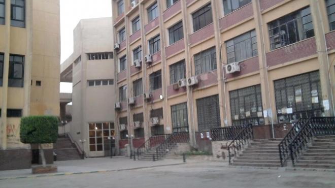 أقسام كلية آداب جامعة عين شمس