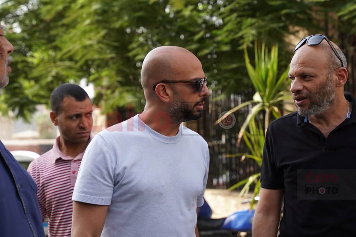 أحمد مراد في جنازة صنع الله إبراهيم