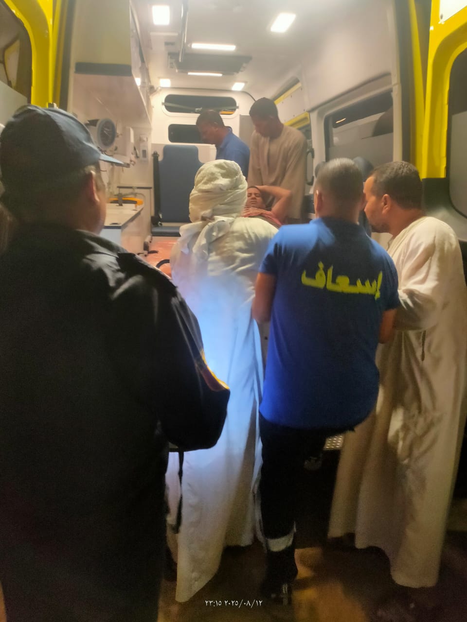 انقاذ 4 أشخاص انهار عليهم بئر