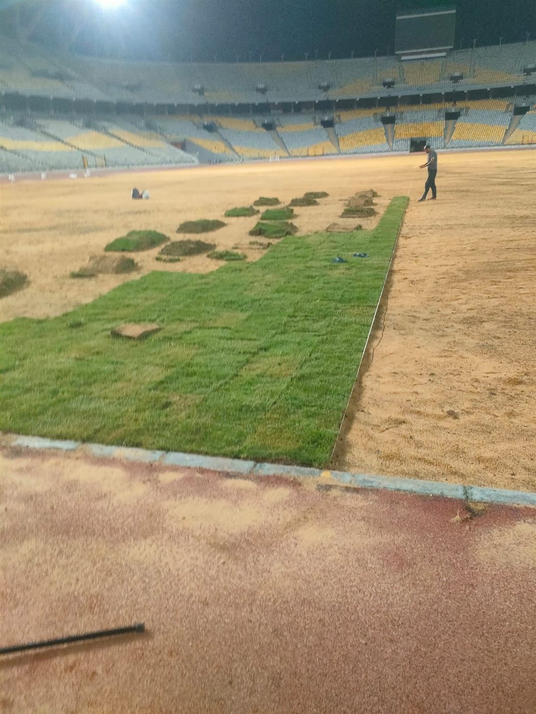 الانتهاء من تطوير أرضية استاد برج العرب استعدادًا للموسم الجديد