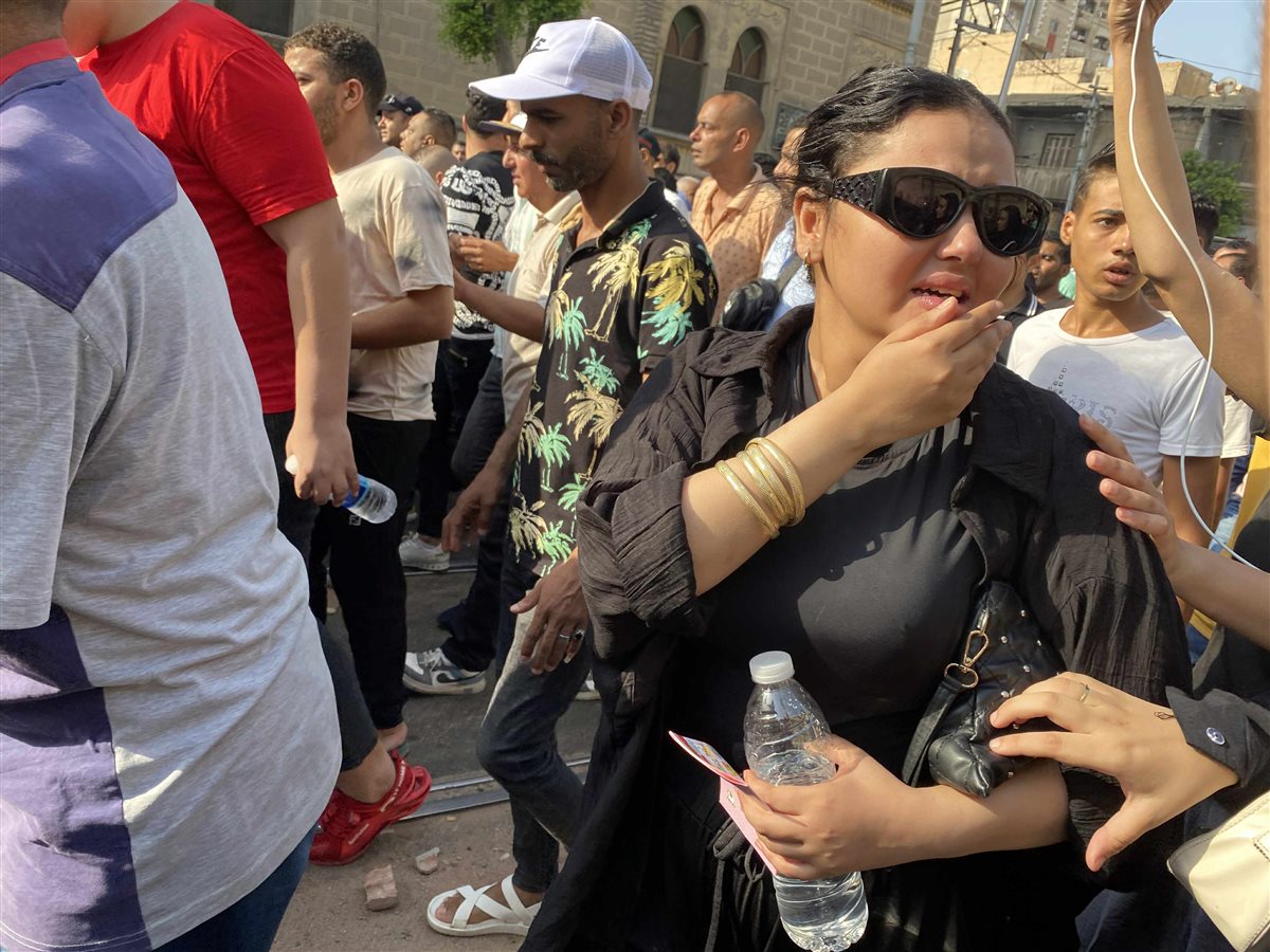 تشييع جثمان السيدة المقتولة علي يد طليقها 