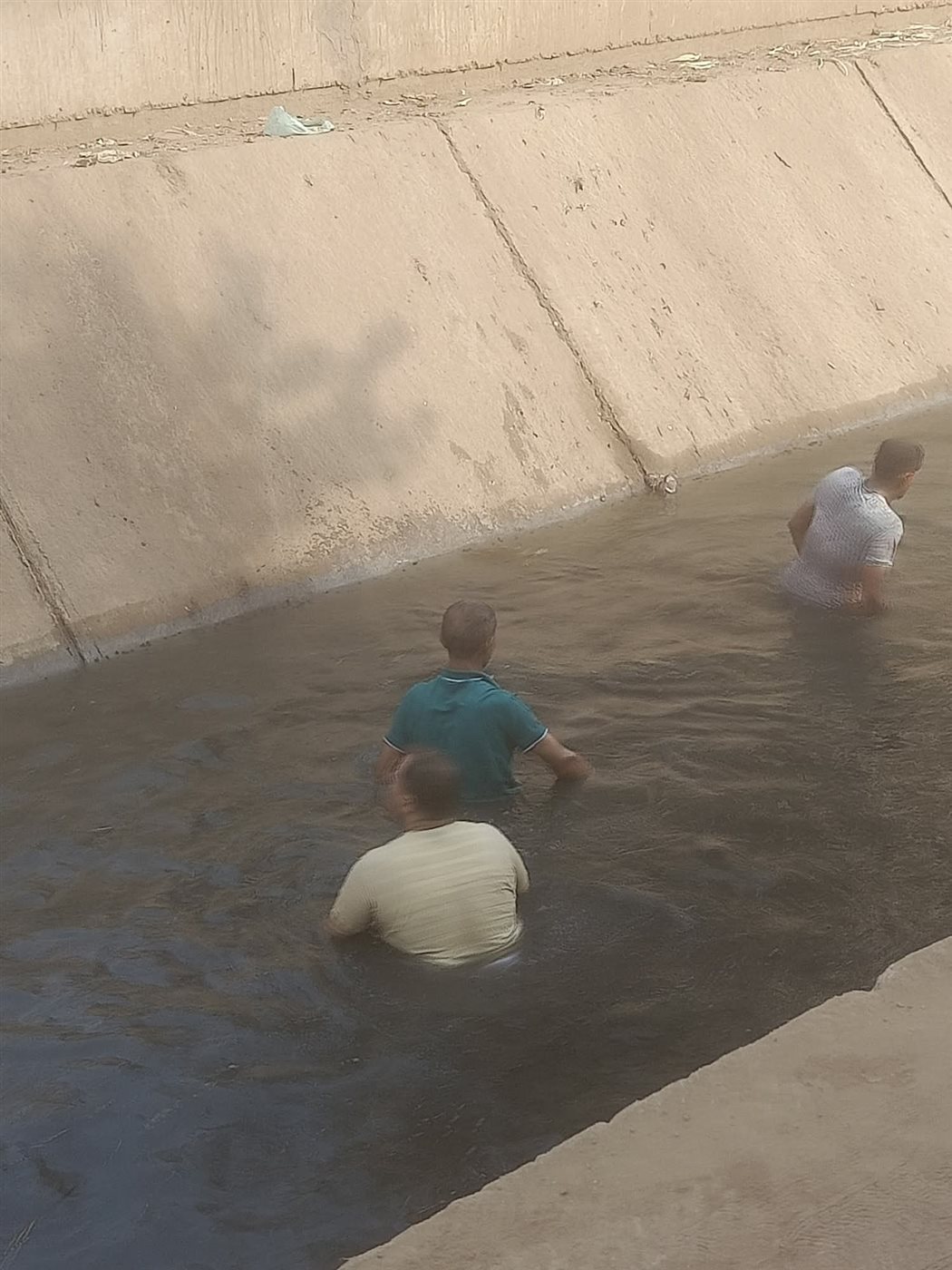 البحث عن جثمان طفل غرق في ترعة بالمنوفية