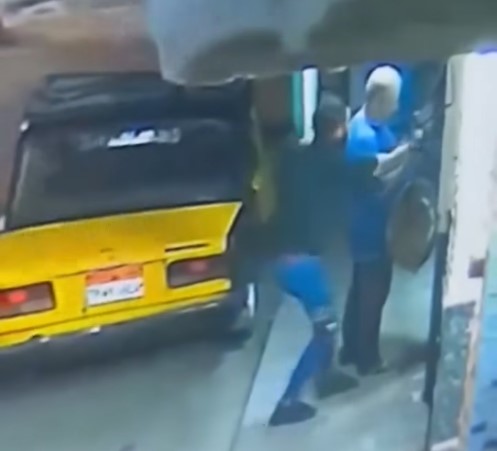 <strong> واقعه سرقة هاتف أحد الأشخاص بأسلوب الخطف </strong>