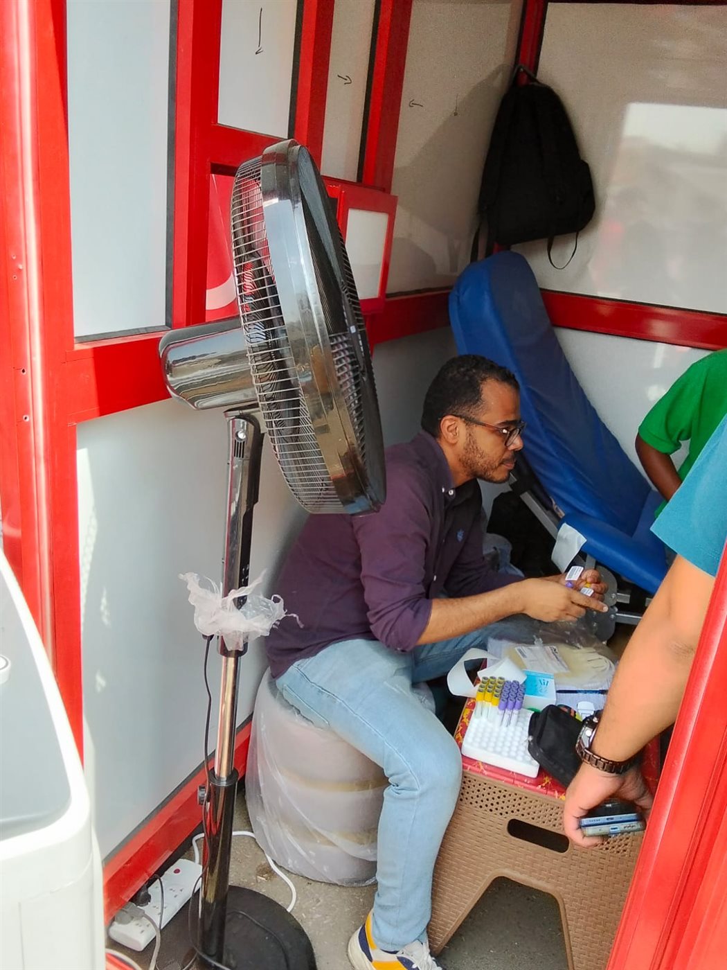 حملات للتبرع بالدم في إسنا جنوب الأقصر