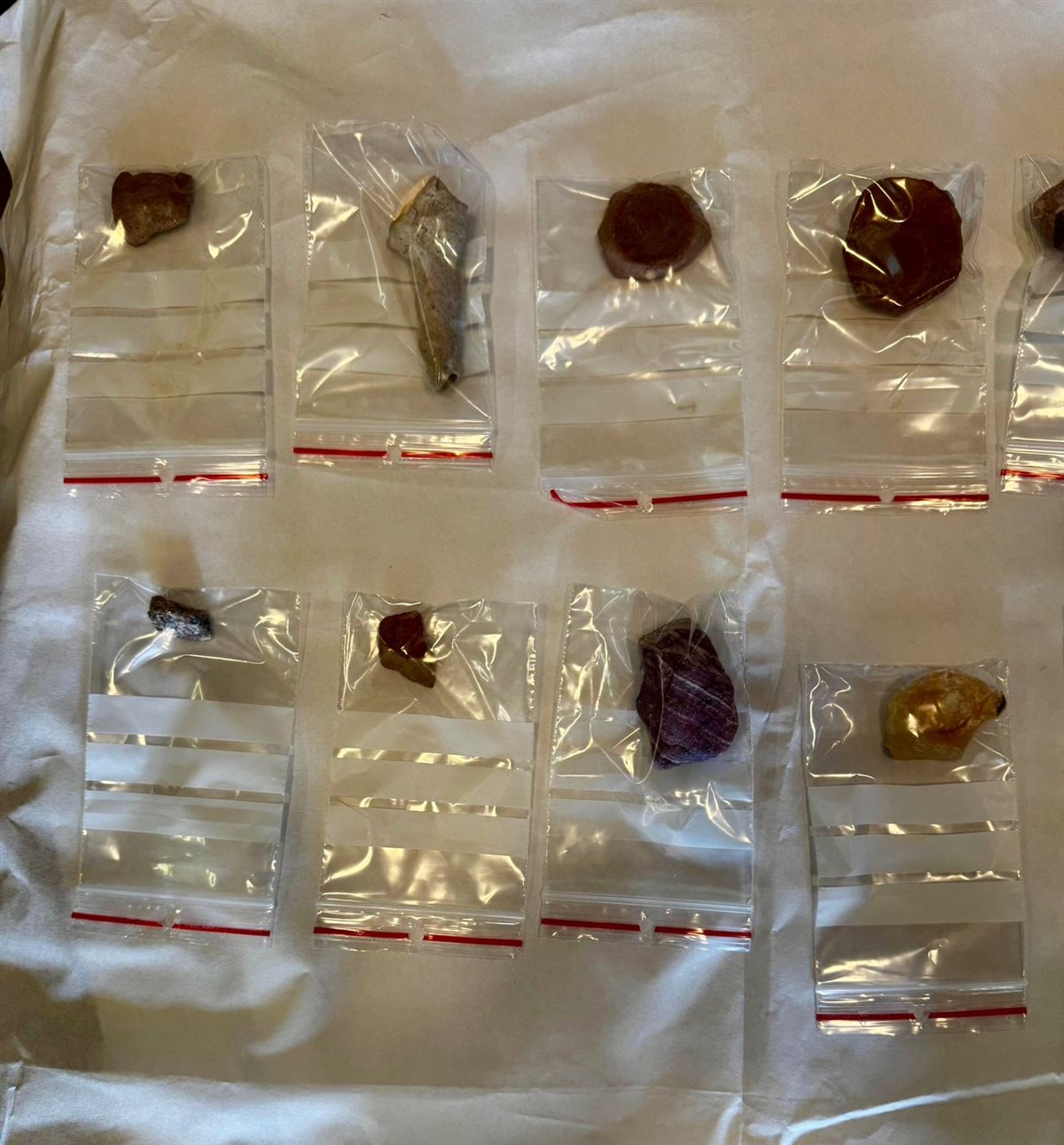 مصر تتسلم قطع أثرية من هولندا تنتمي لحقب زمنية مختلفة