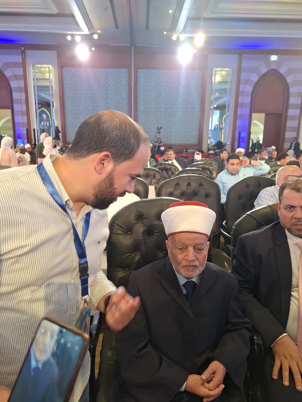 الشيخ محمد حسين مفتي القدس ومحرر القاهرة 24