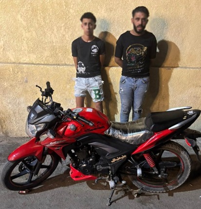 المتهمين بسرقة مسن أمام إحدى ماكينات الصراف الآلى بالإسكندرية