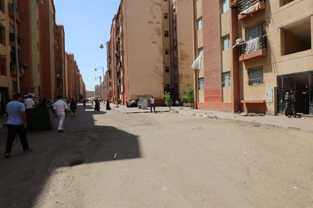 محافظ القاهرة يقود حملات للقضاء علي التعديات بحي السلام
