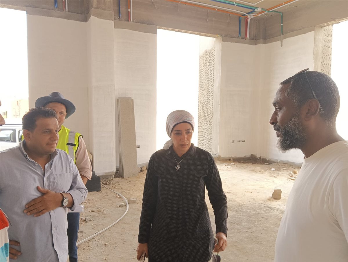 رئيس جامعة الأقصر تتابع الإنشاءات الجامعية بطيبة