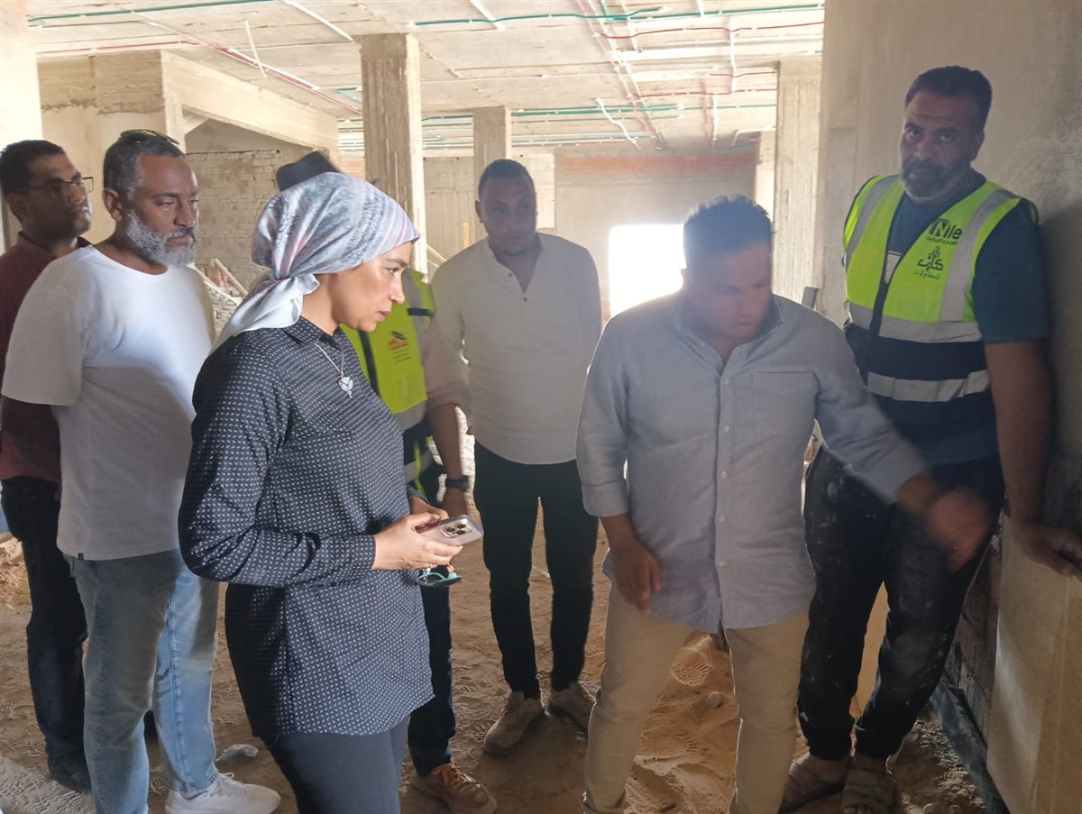 رئيس جامعة الأقصر تتابع الإنشاءات الجامعية بطيبة