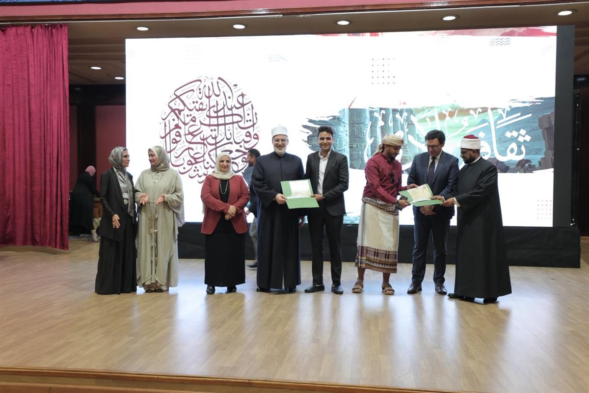 جانب من الجوائز