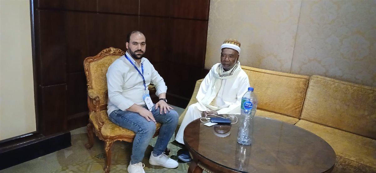 الشيخ أبو بكر جمل الليل مفتي جزر القمر ومحرر القاهرة 24