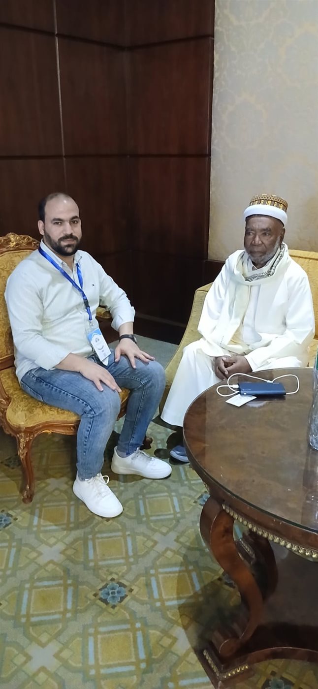 الشيخ أبو بكر جمل الليل مفتي جزر القمر ومحرر القاهرة 24