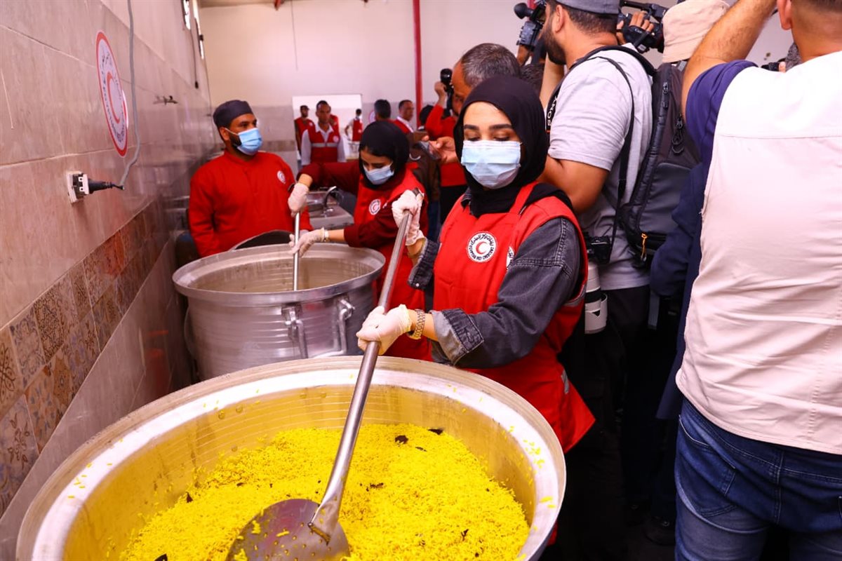 وزيرا التضامن والخارجية يتفقدان المطبخ الانساني بالعريش لدعم غزة