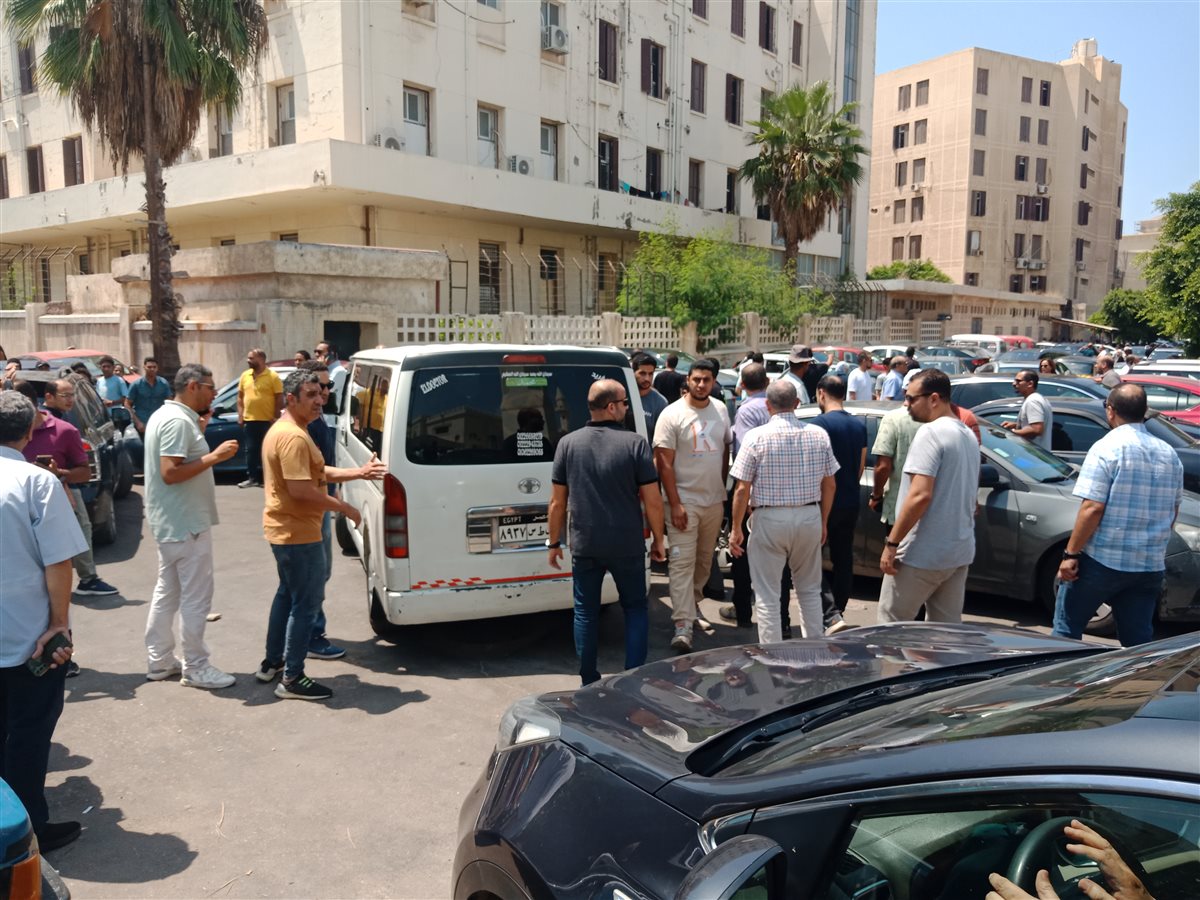 تشييع جثمان شقيقة ابو غزالة 