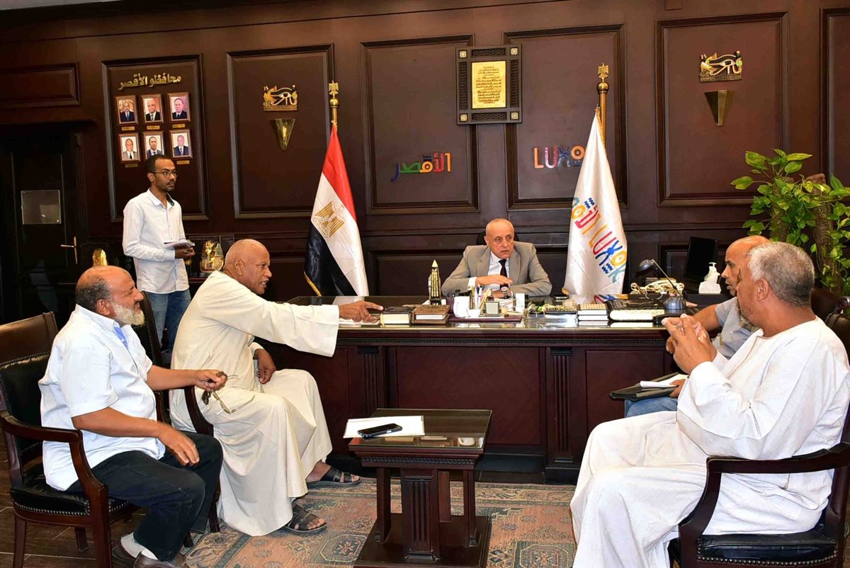 لقاء محافظ الأقصر وأهالي المدامود 