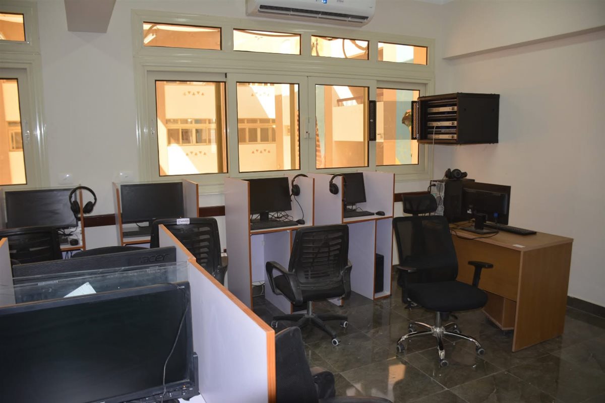 جامعة الأقصر الأهلية تستعد لإستقبال طلابها 