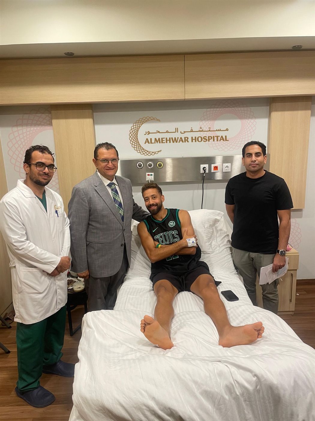 مروان حمدي بعد الجراحة (4)