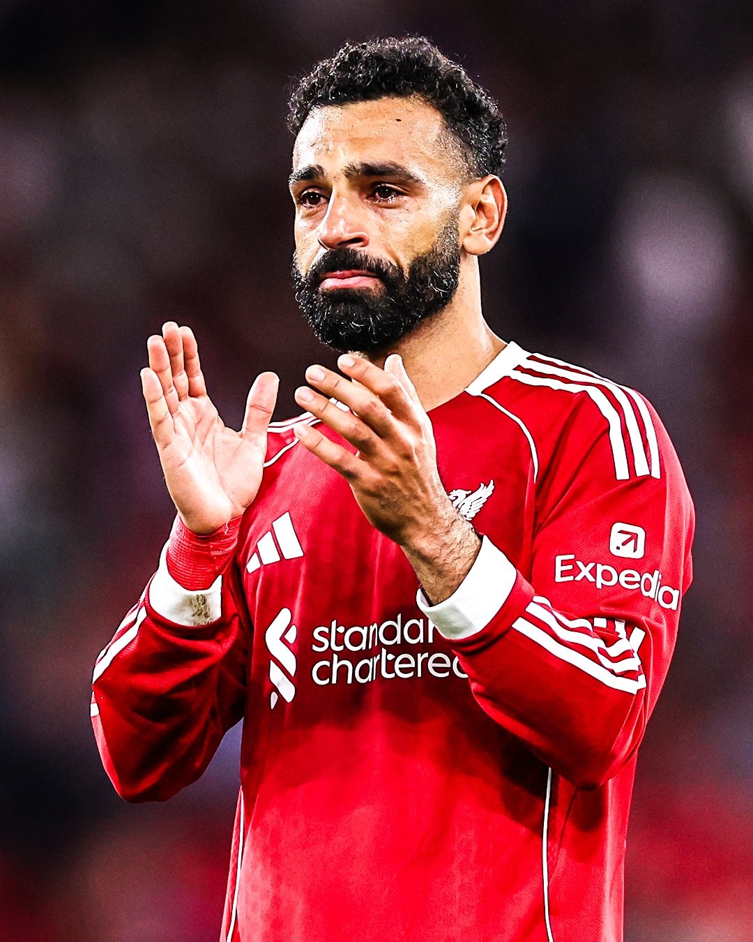 محمد صلاح يبكي تأثرًا بوفاة زميله ديوجو جوتا