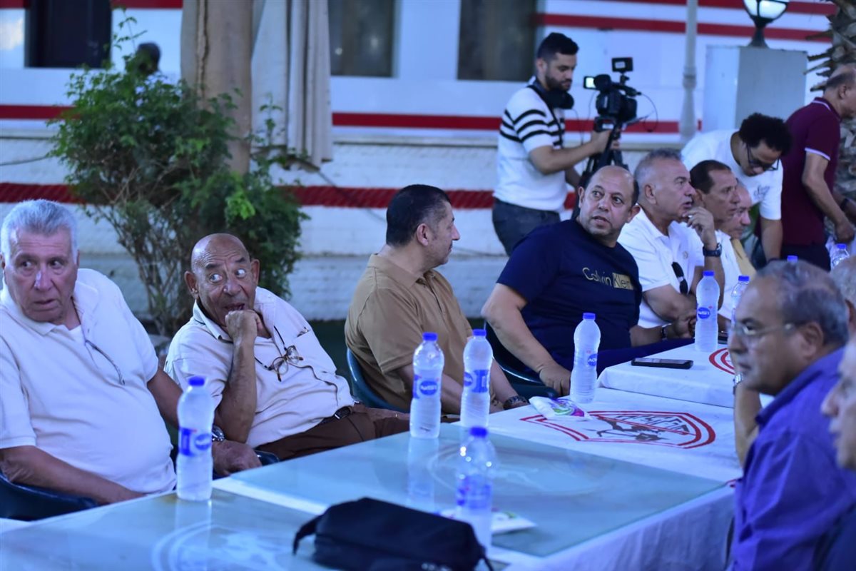 رموز الزمالك مع مجلس الإدارة