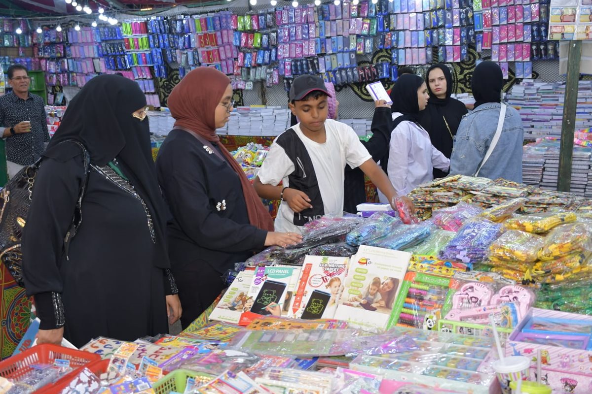 معرض أهلا مدارس ببورسعيد 