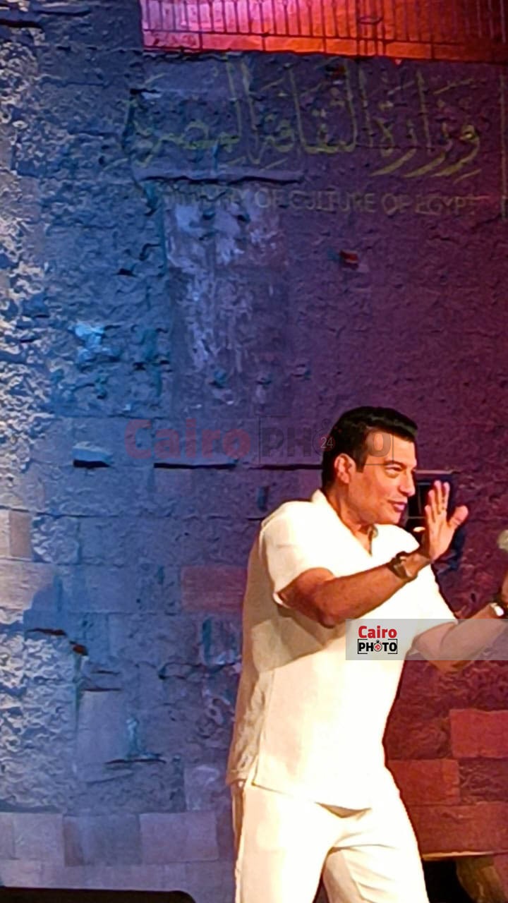 حفل إيهاب توفيق في مهرجان القلعة