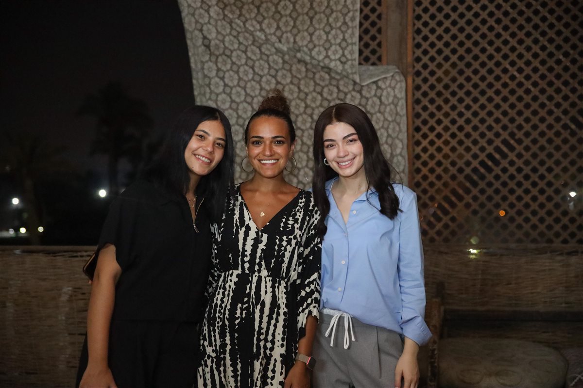 لقطات من انتهاء تصوير حكاية هند لمسلسل ما تراه ليس كما يبدو