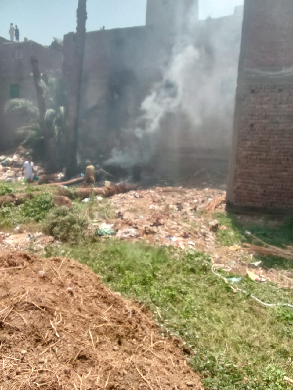 جانب من الحريق