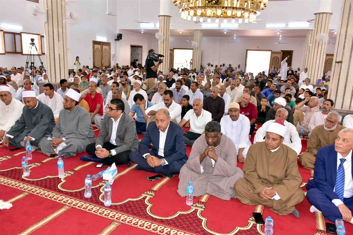 نائب محافظ الأقصر يفتتح مسجد جديد بطيبة