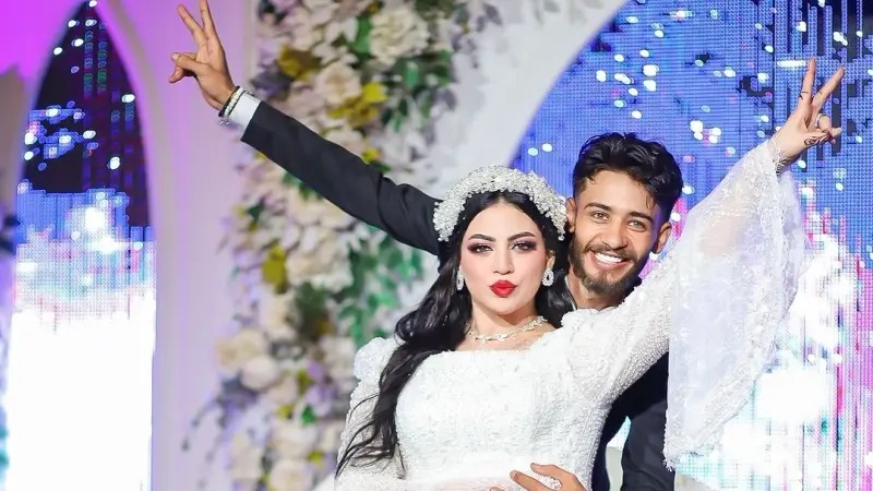 البلوجر علاء الساحر وطليقته الأولى وصال 