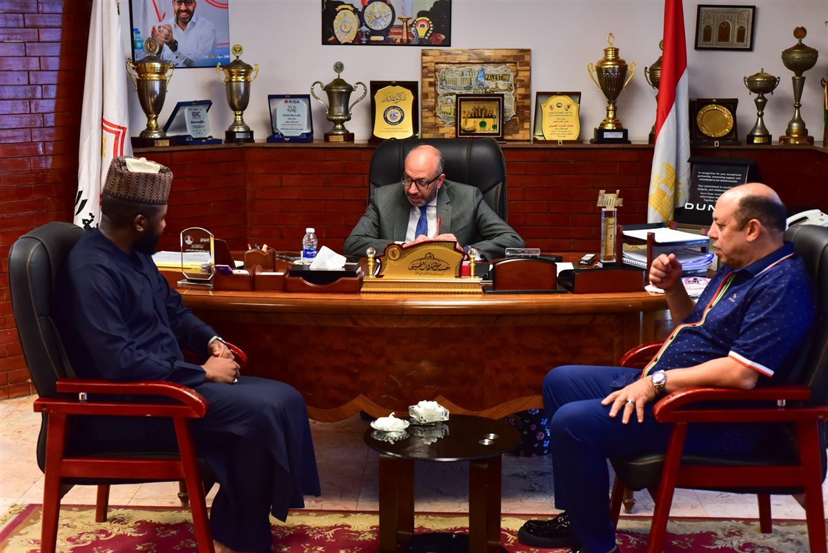 الزمالك يستقبل القنصل النيجيري لبحث افتتاح أكاديميات في نيجيريا