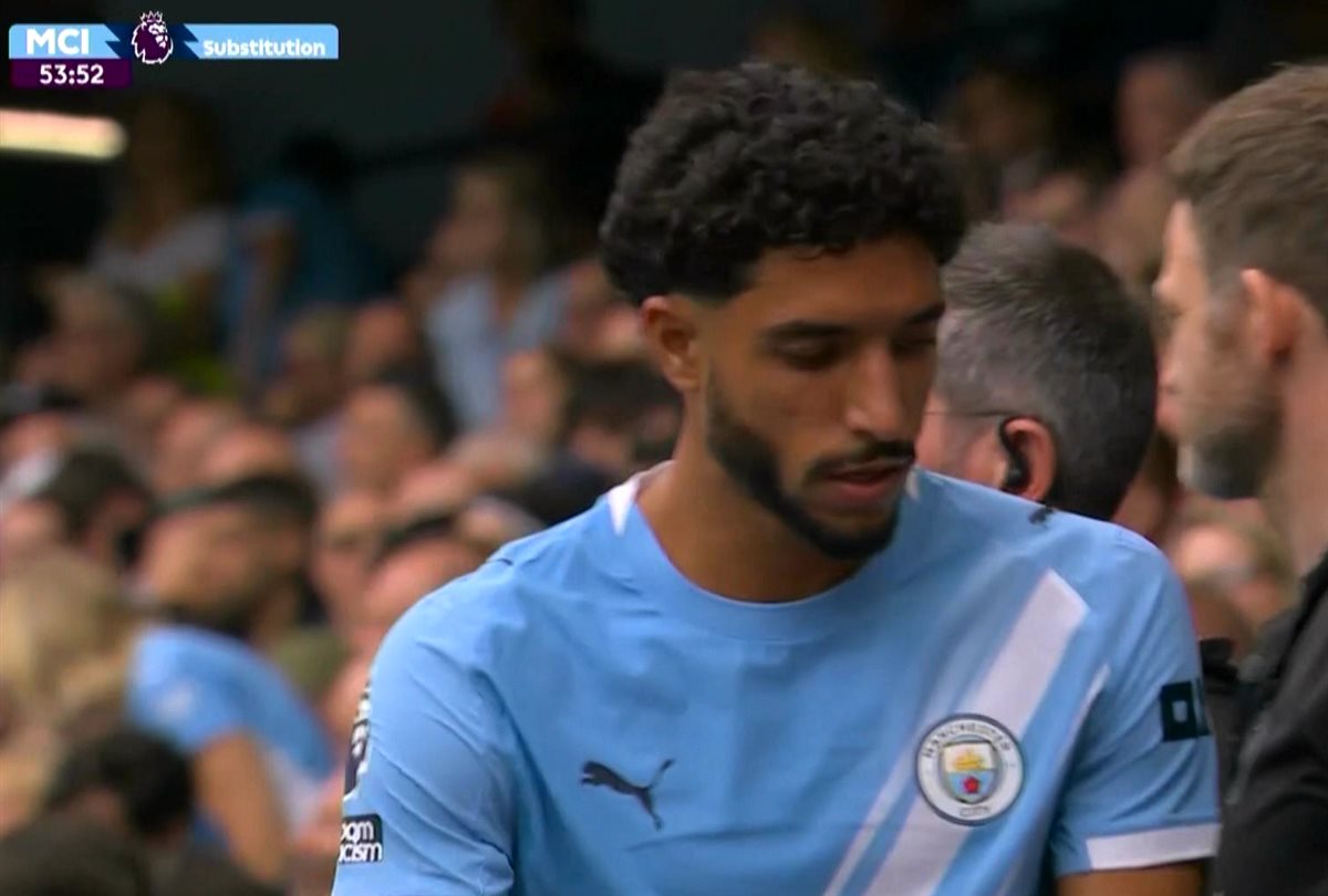 عمر مرموش من مشاركة مانشستر سيتي وتوتنهام