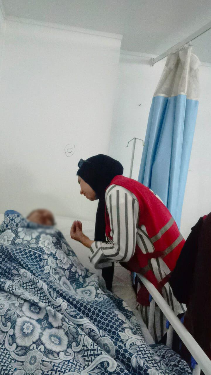  الهلال الأحمر المصري يزور الطلاب الناجين من حادث غرق العجمي 