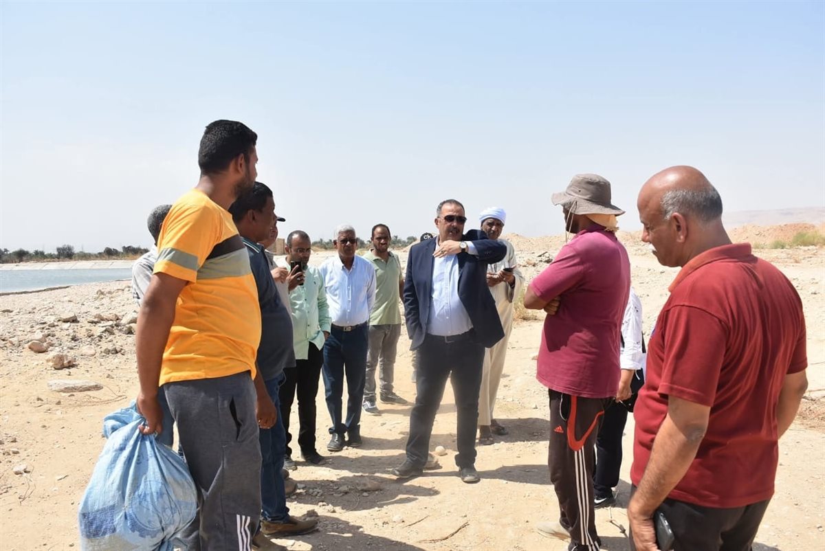 رئيس شركة مياه الأقصر وجولة موسعة بالغابة الشجرية 