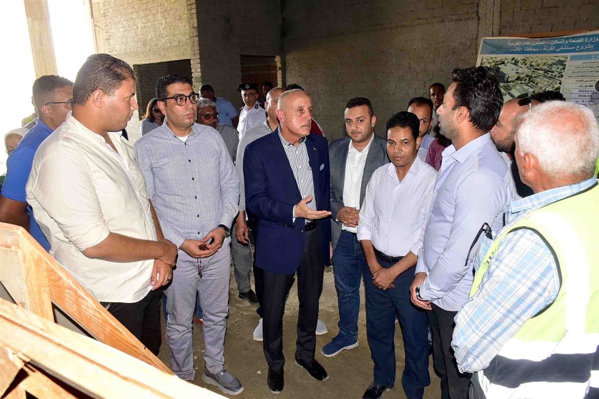 محافظ الأقصر وجولة تفقدية بالبر الغربي 