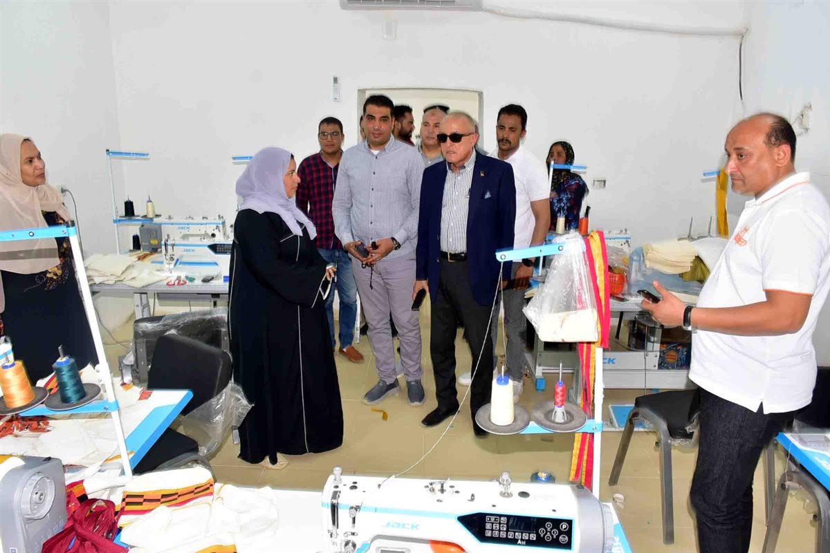 محافظ الأقصر وجولة تفقدية بالبر الغربي 