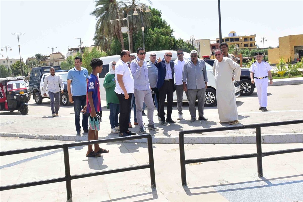 محافظ الأقصر وجولة تفقدية بالبر الغربي 