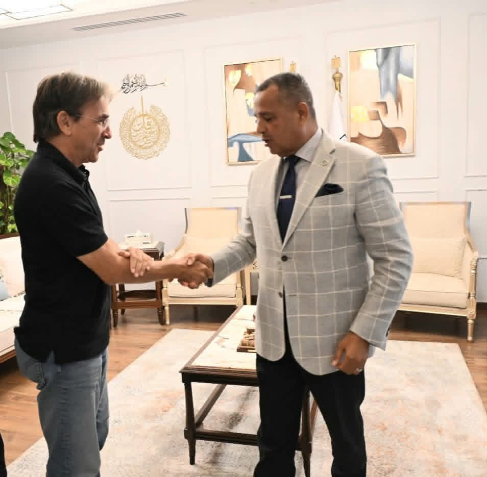 خلال اللقاء